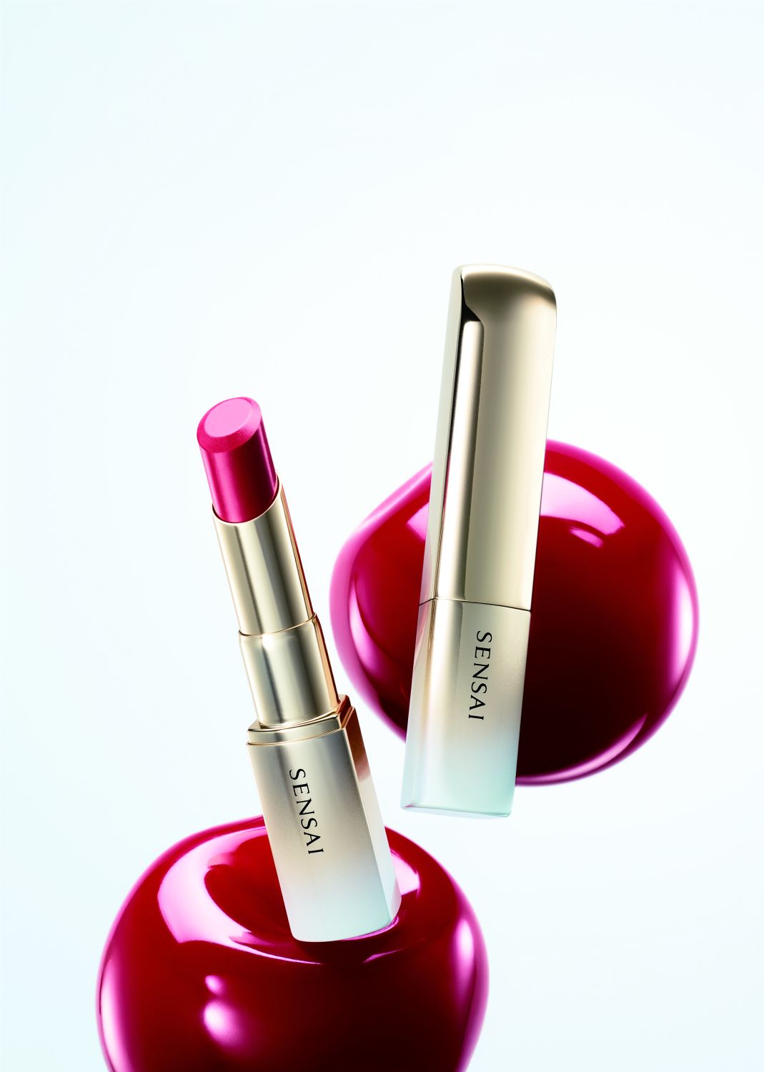 Moisture Intense Lipstick Holder Gold