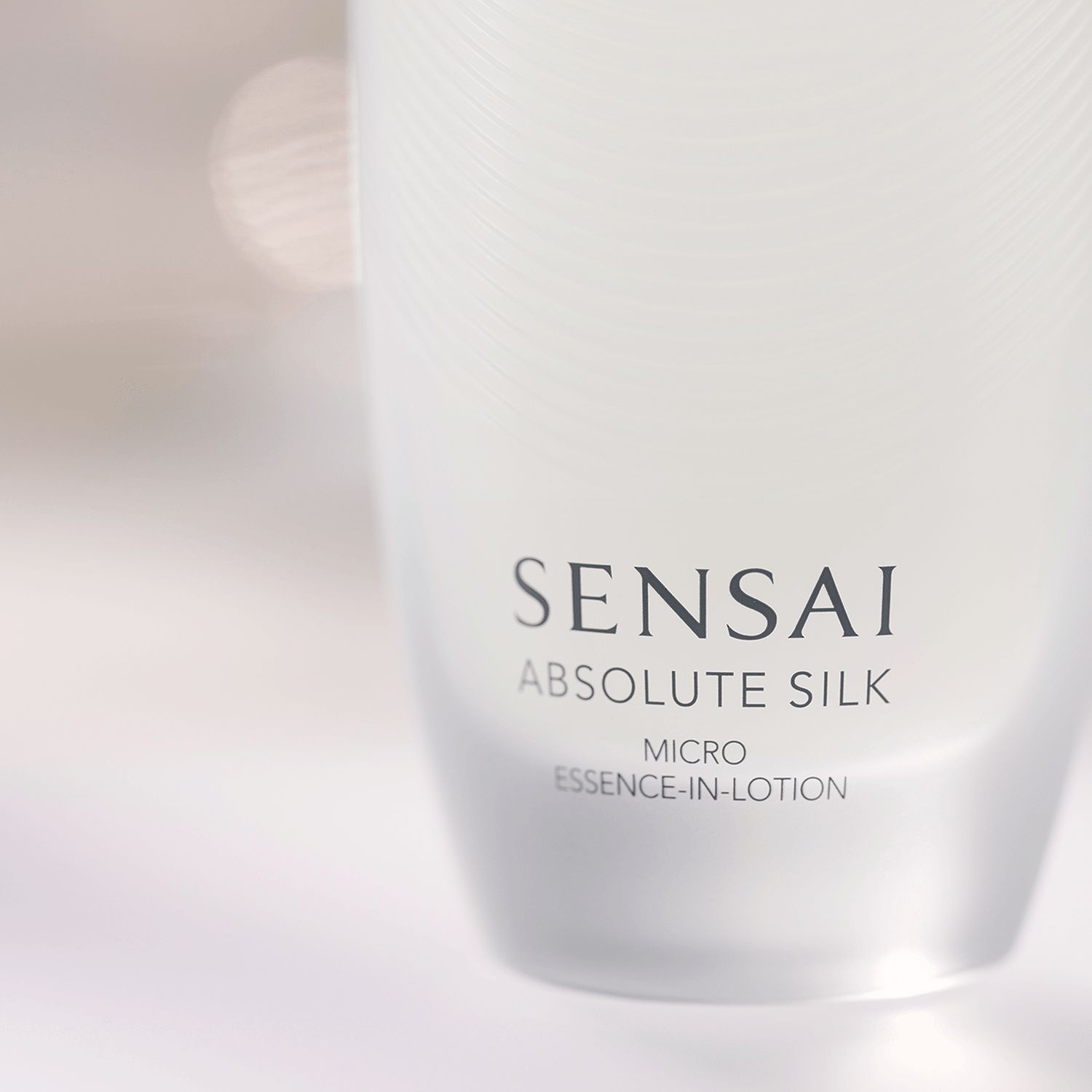 Absolute Silk Essence-in-Lotion