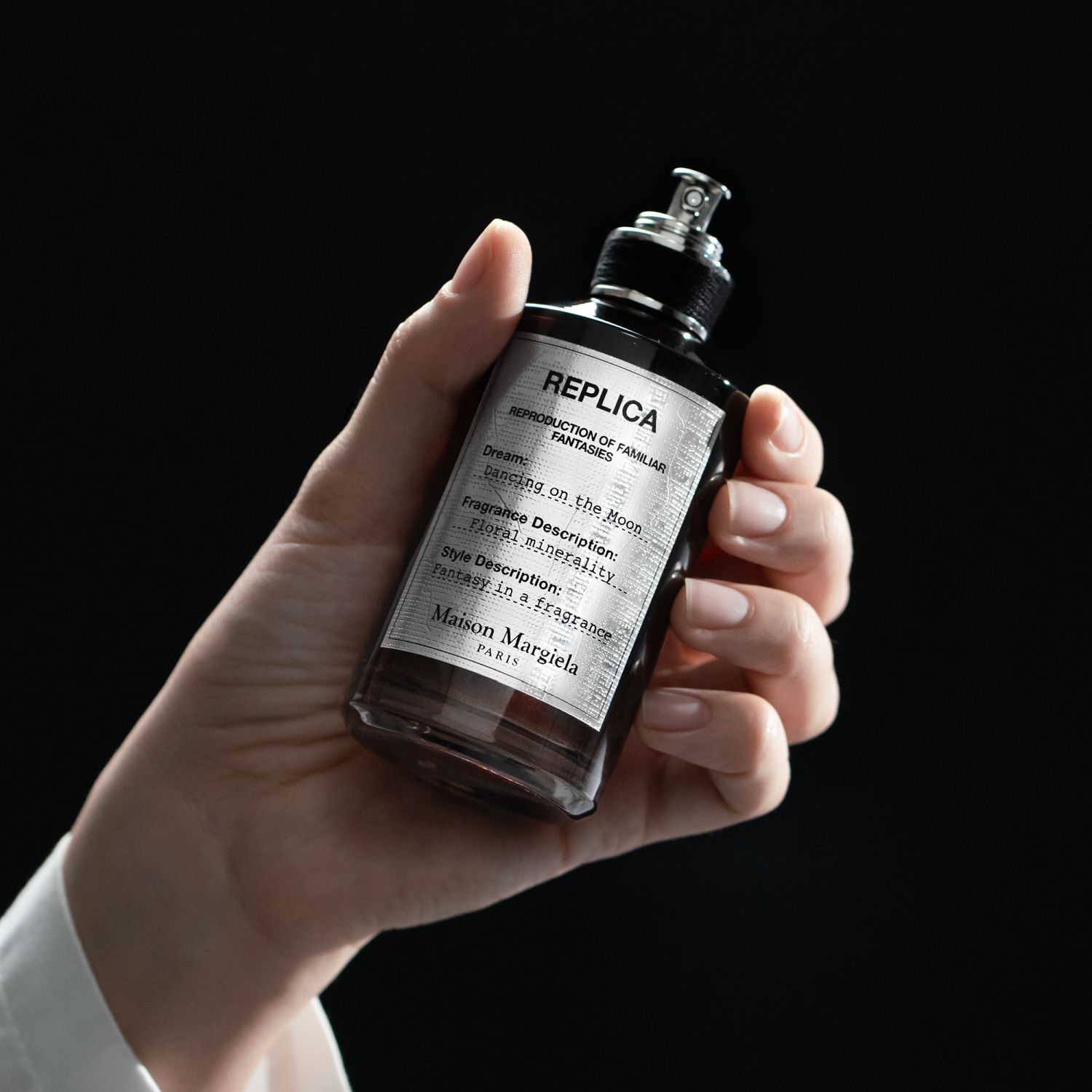 Replica Dancing on the Moon Eau de Parfum