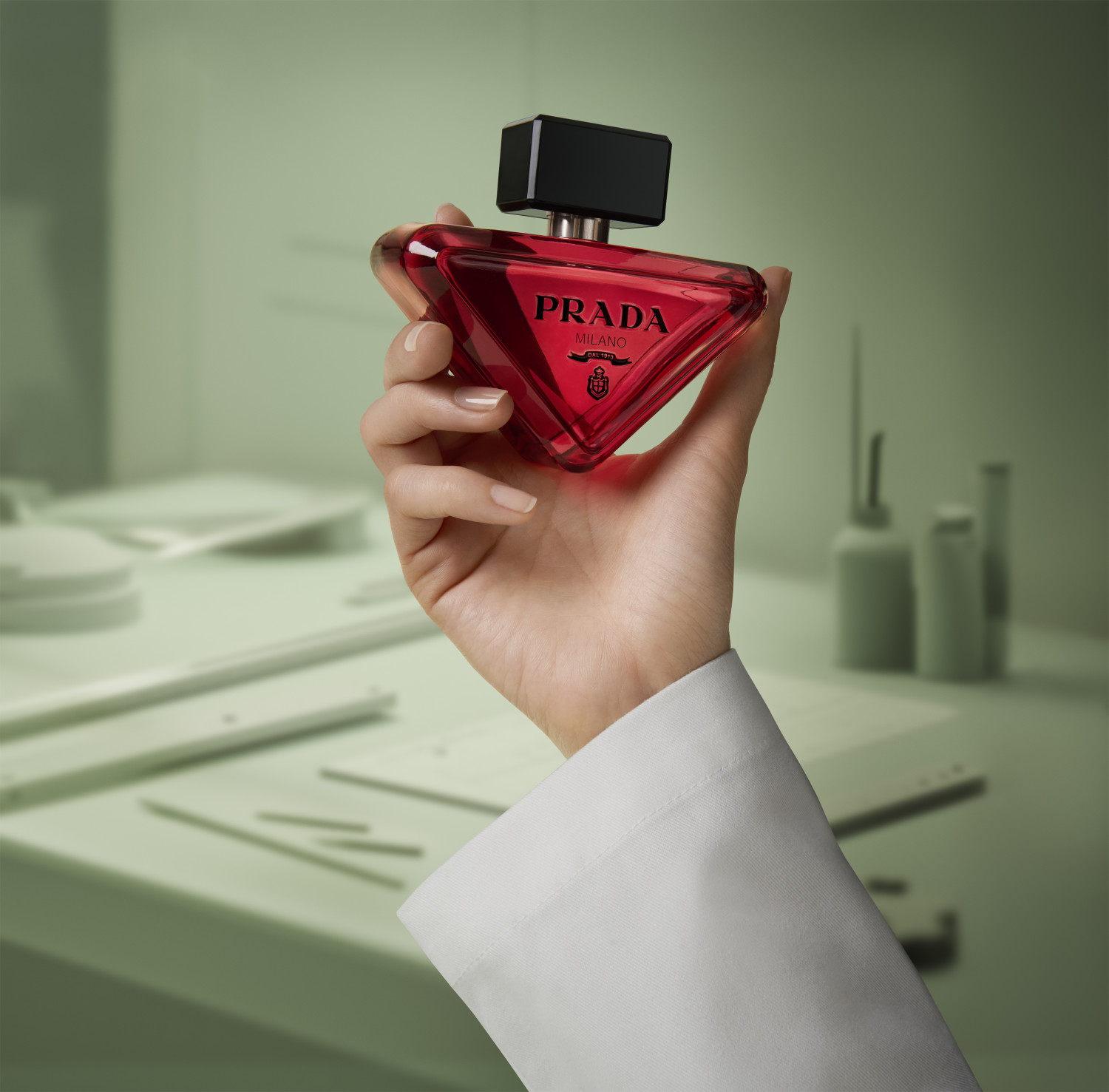 Paradoxe Radical Essence Parfum