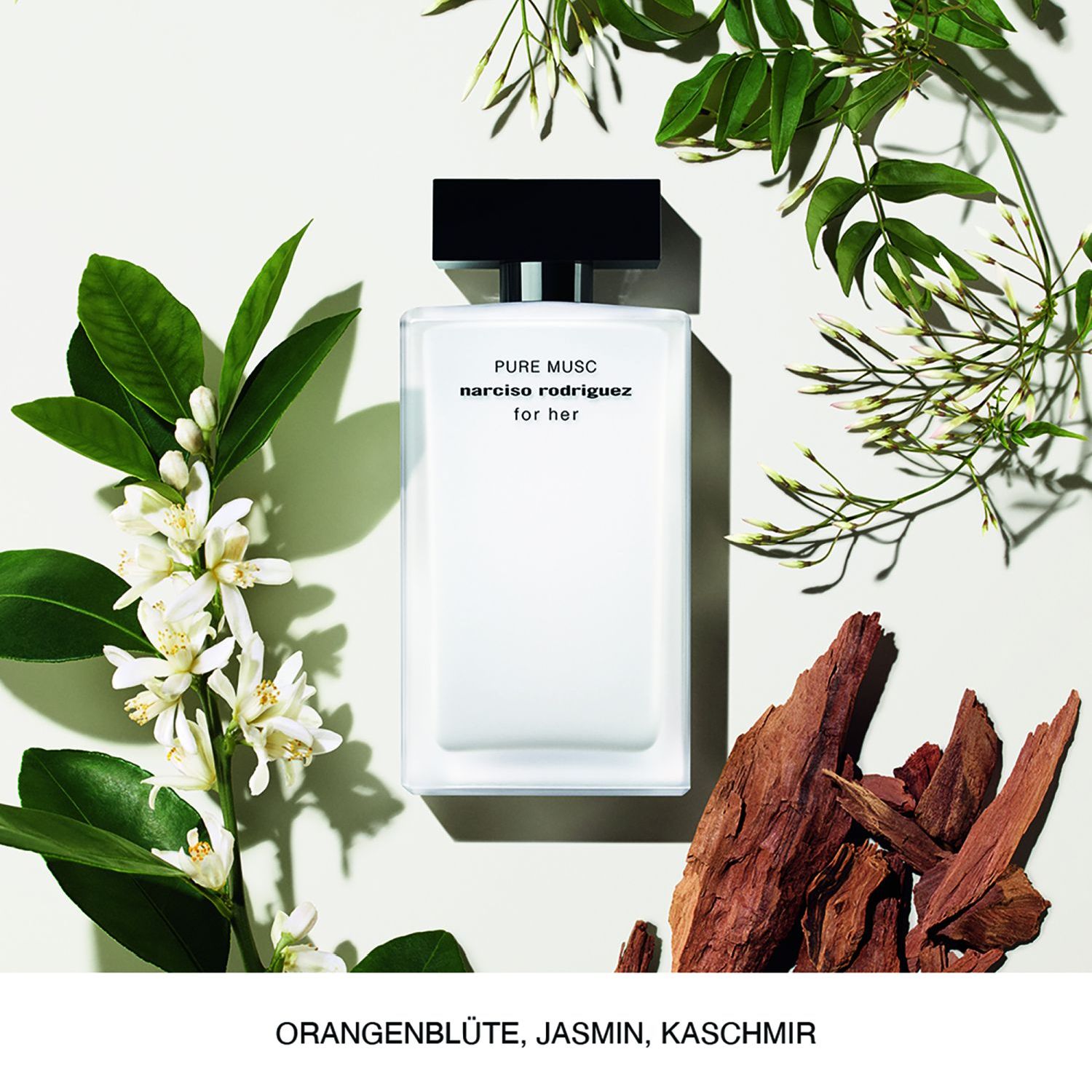 for her PURE MUSC Eau de Parfum